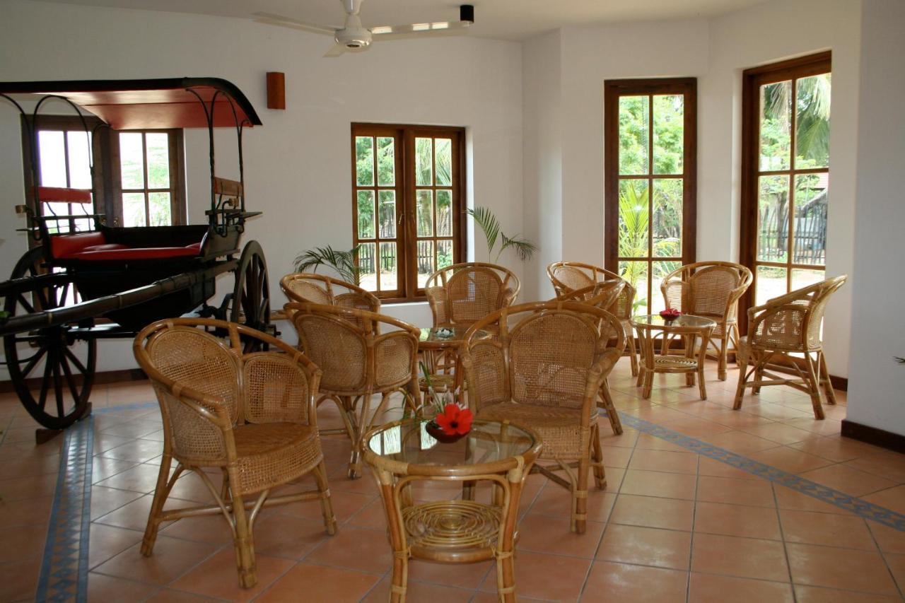 Hibiscus Garden Hotel Тиссамахарама Экстерьер фото